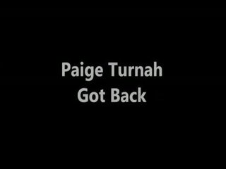 Paige turnah përmbledhje