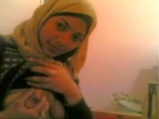 عربي شاب امرأة يحصل على مارس الجنس بواسطة أبيض شخص حي @ www.slutcamz.xyz