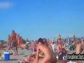 Publiek naakt strand swinger seks klem in zomer 2015